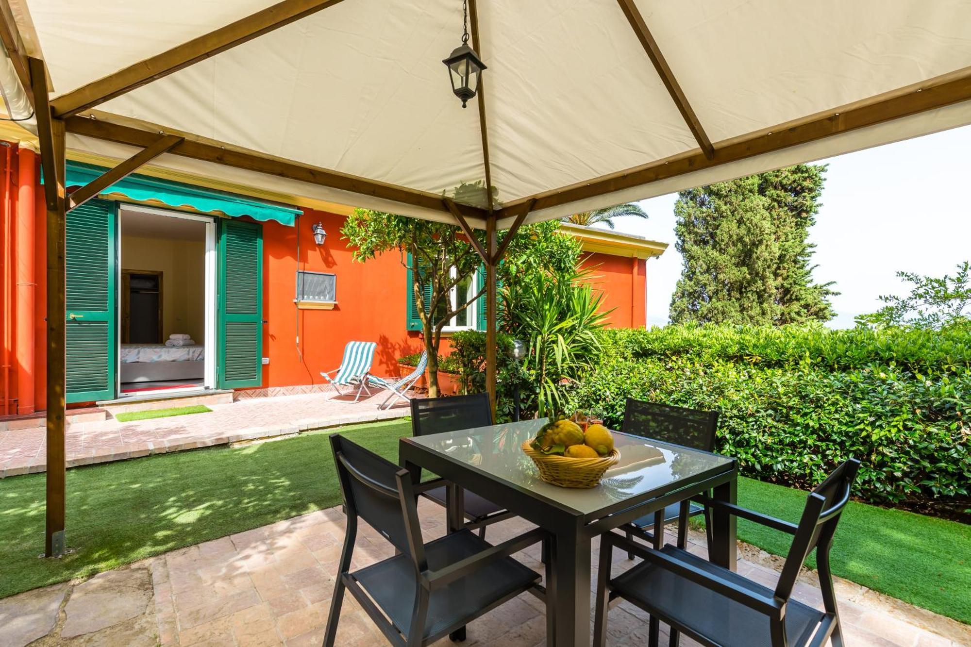 Villa Dolcevita With Parking By Napoliapartments Экстерьер фото